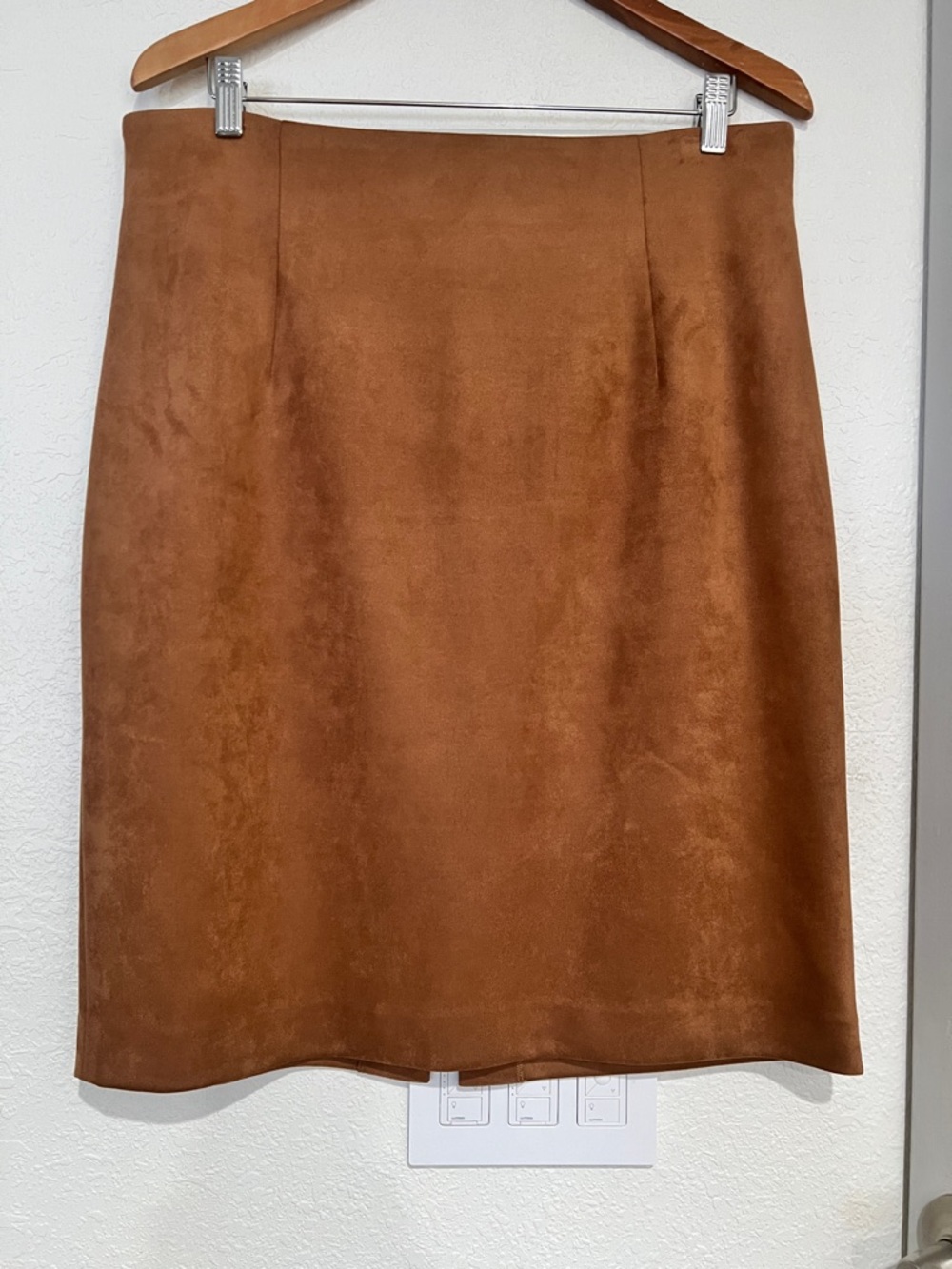 Antonio Melani Faux suede high-waisted lightweight pencil skirt - Picture 2 of 9